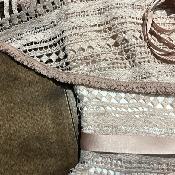 Alexis romper Xs - Picture 2 of 6